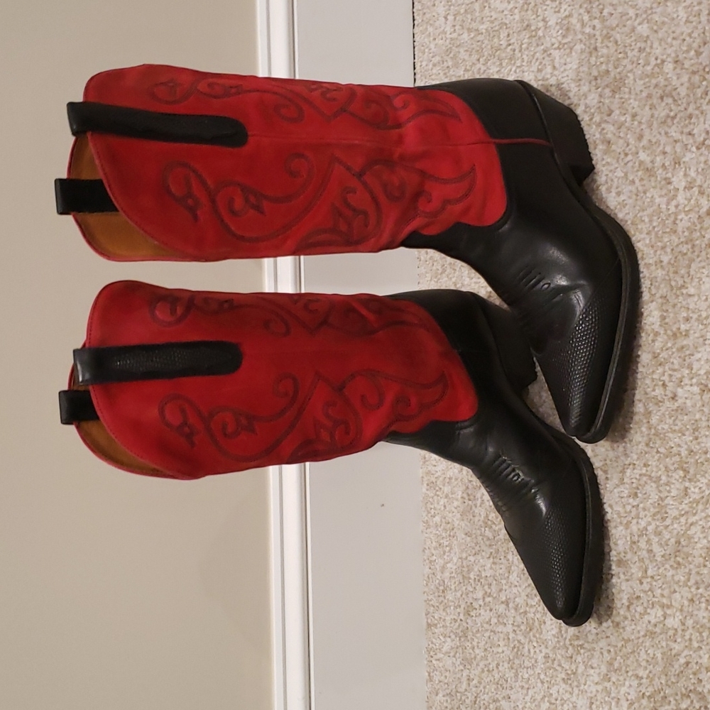 Red and Black cowgirl boots